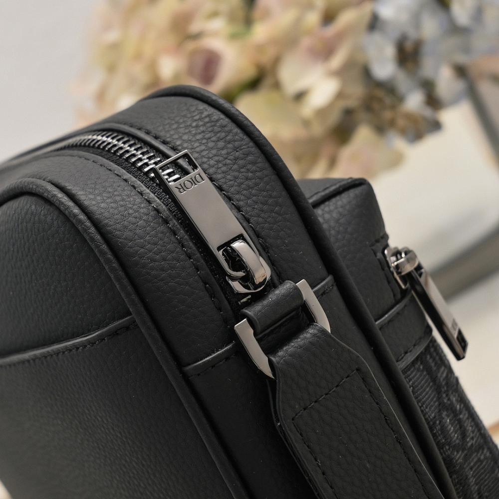 Elegant Refined Top Handle Bag