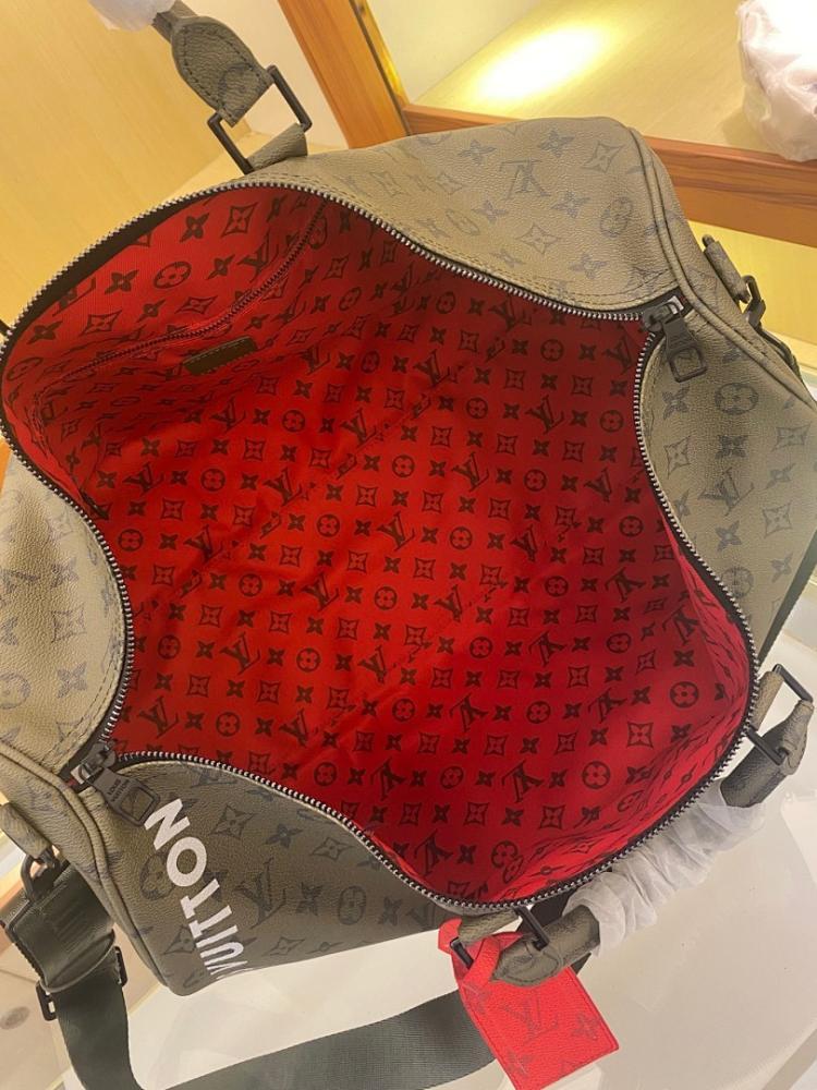 Stylish Leather Travel Bag – Limited Edition