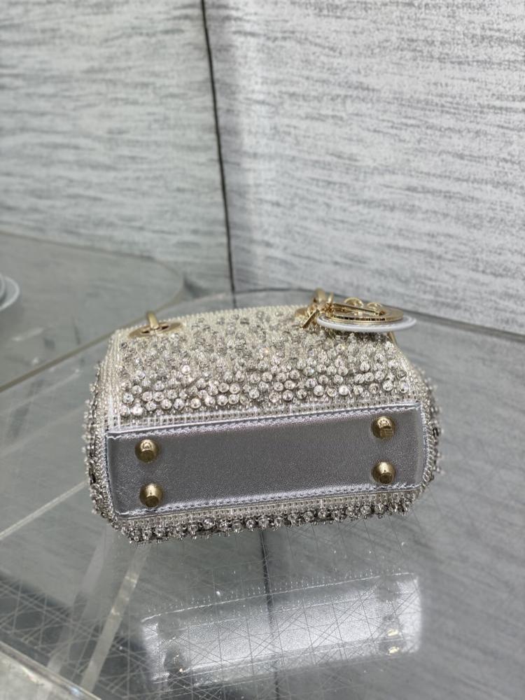 Embroidered Wallet