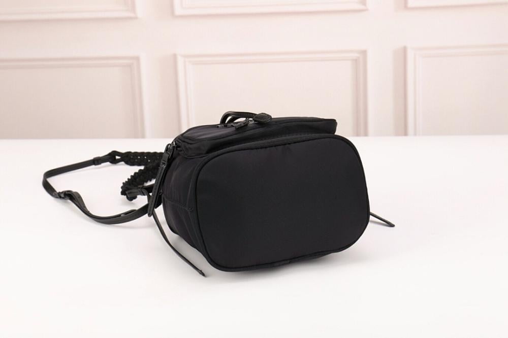 Italian-Inspired Stylish Woven Crossbody Bag