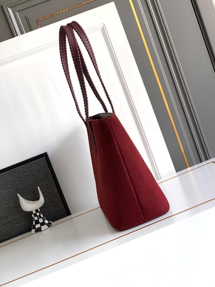 Luxury Stylish Woven Leather Shoulder Bag – Special Edition