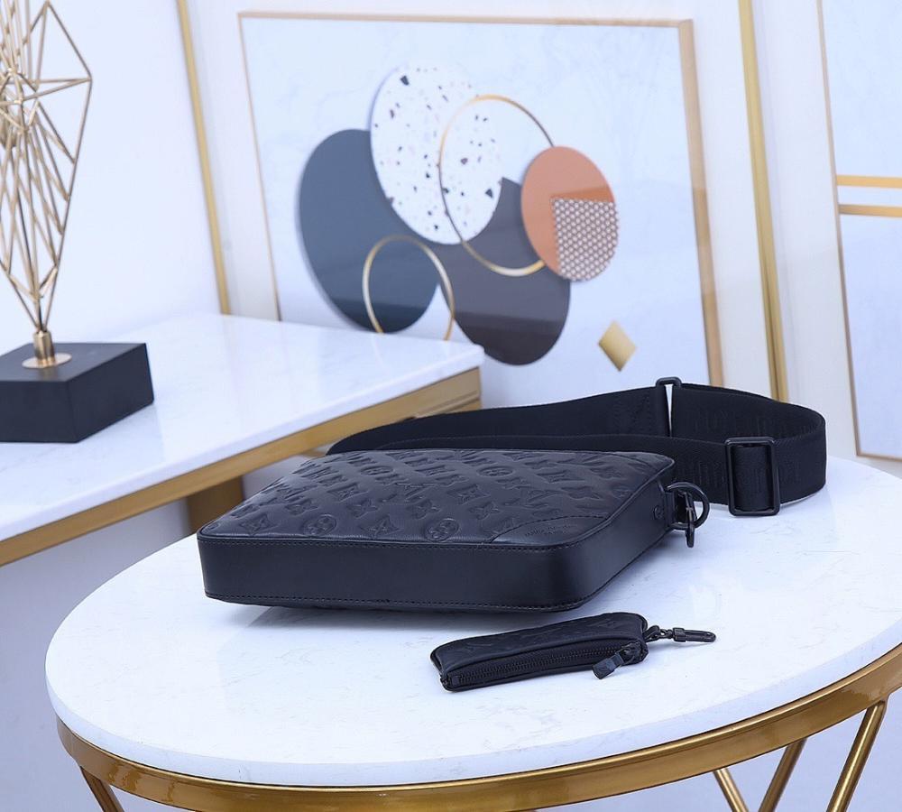 Stylish Printed Leather Crossbody Bag – Special Edition