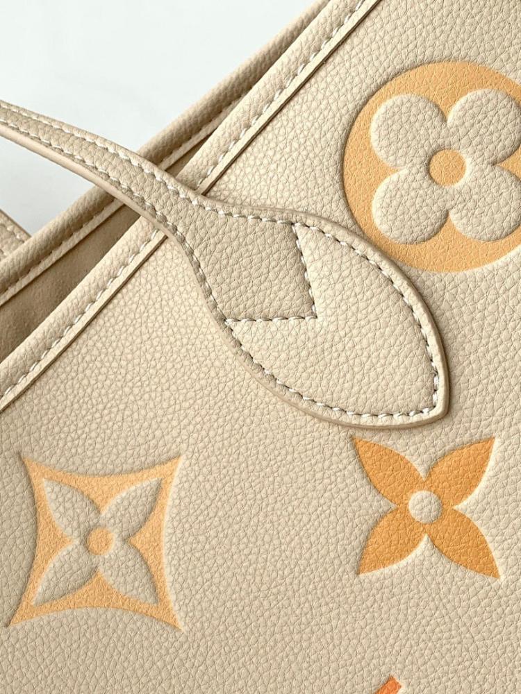 Modern Italian-Inspired Leather Shoulder Bag