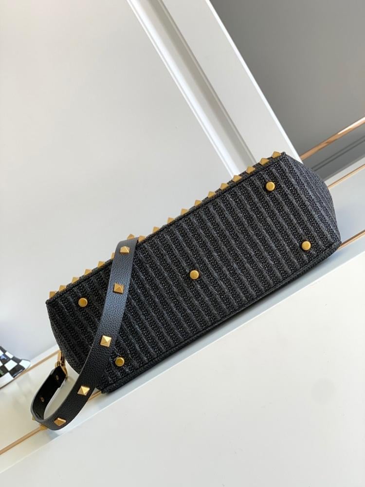Modern Italian-Inspired Woven Raffia Shoulder Bag