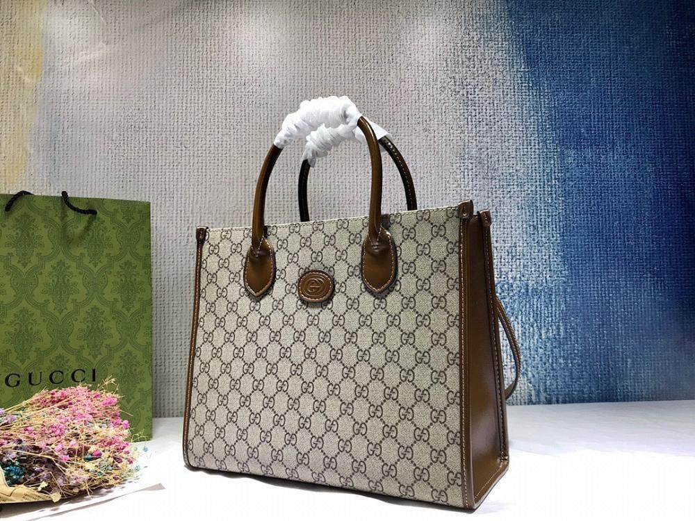 Modern Refined Shoulder Bag