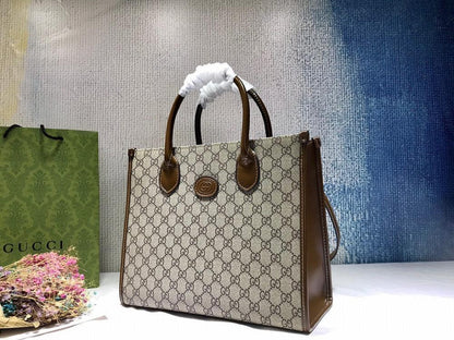 Modern Refined Shoulder Bag