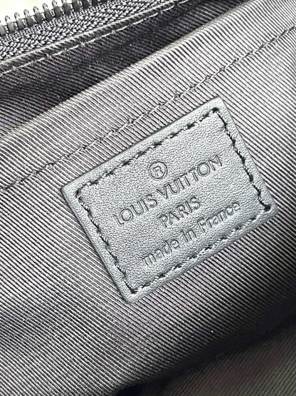 Elegant Refined Canvas Shoulder Bag