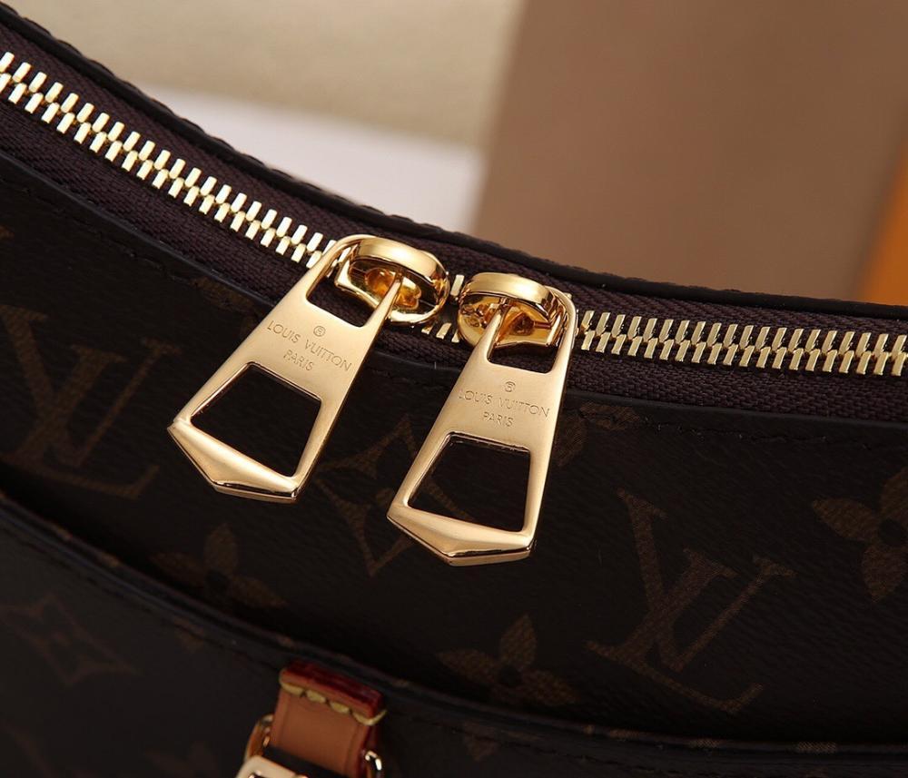 Modern Stylish Leather Shoulder Bag