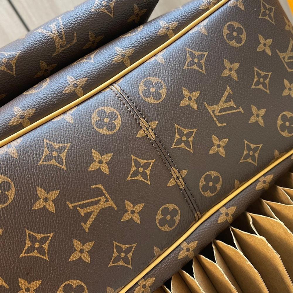 Alma Leather Bag