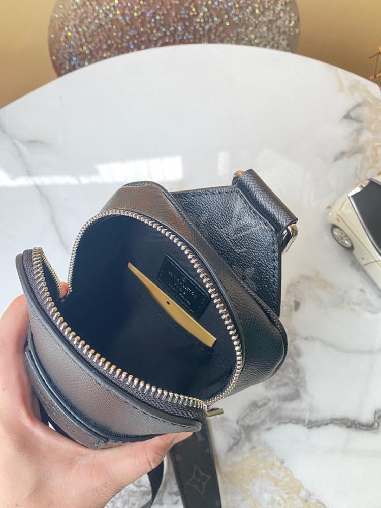 Stylish Refined Leather Shoulder Bag
