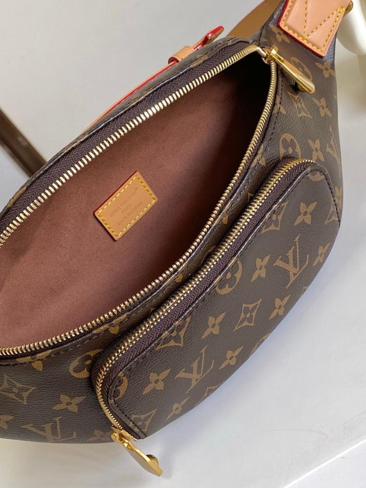 Italian-Inspired Elegant Monogram Leather Bag