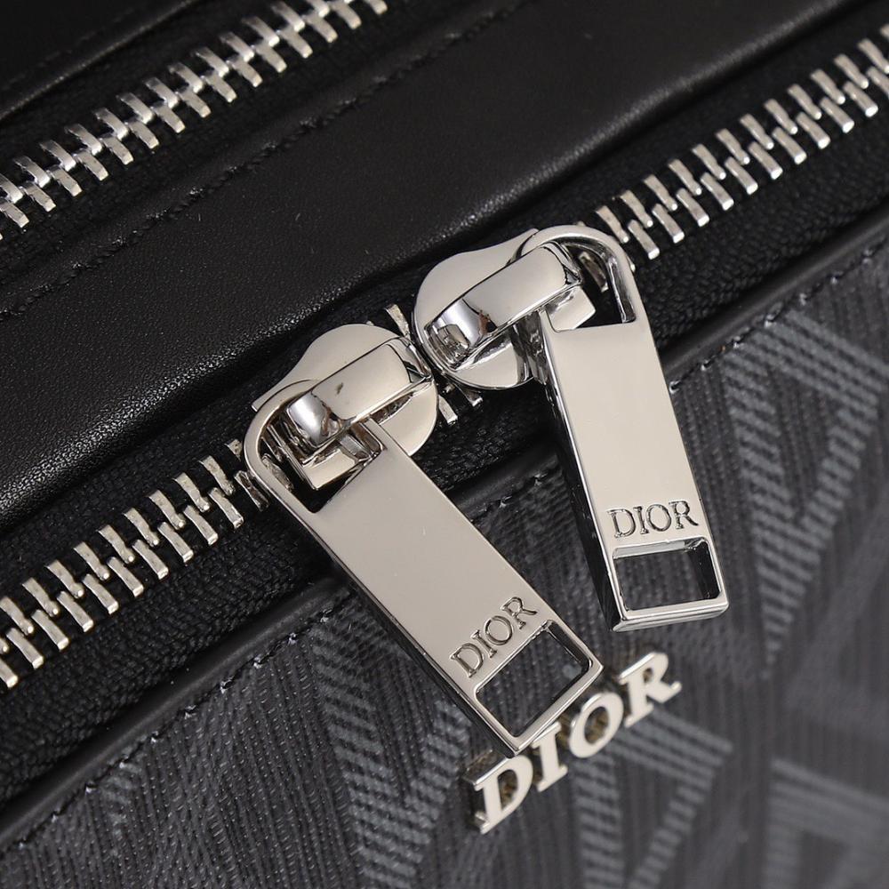 Arco Leather Top Handle Bag
