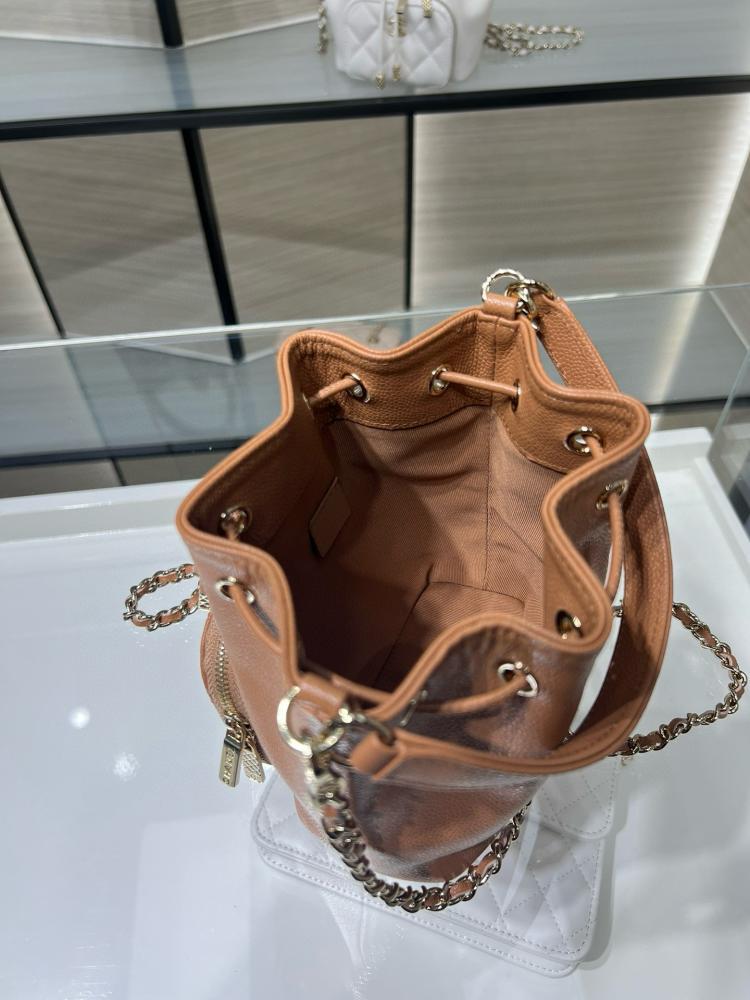Classic Bucket Bag