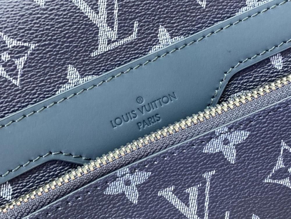 Elegant Shoulder Bag
