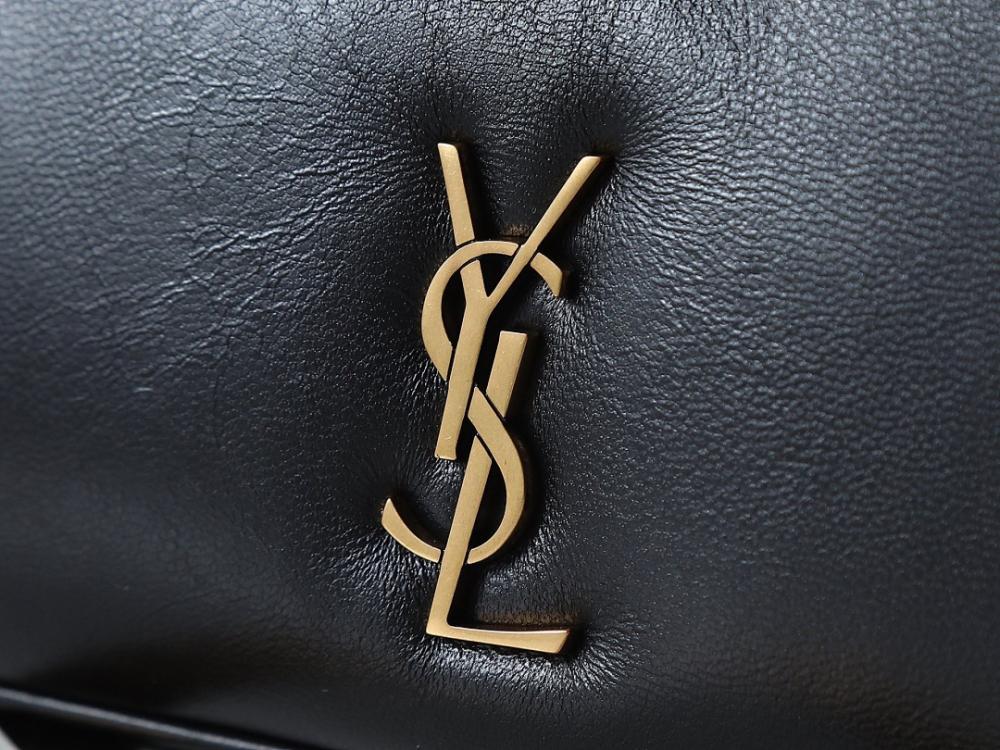 Stylish Lambskin Crossbody Bag – Limited Edition