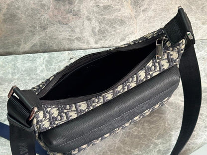 Stylish Refined Black Printed Calfskin Shoulder Bag
