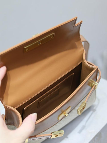 Modern Refined Leather Crossbody Bag