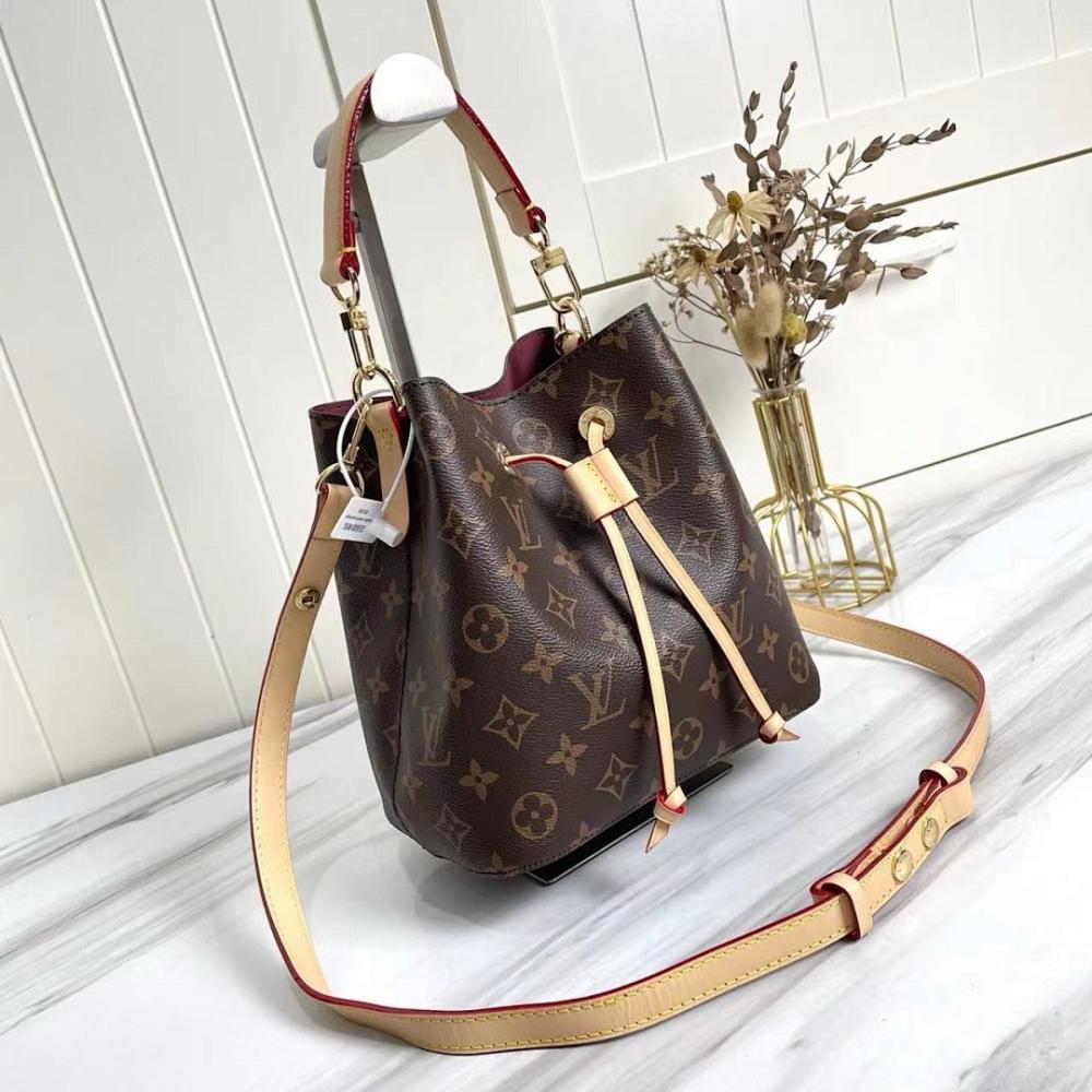 Stylish Refined Leather Bucket Bag
