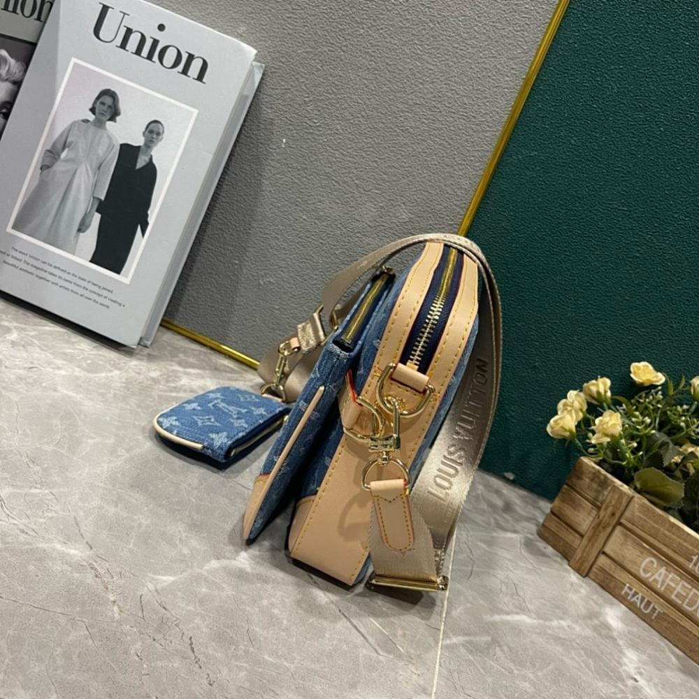 Stylish Refined Denim Shoulder Bag