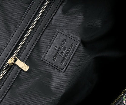 Classic Luxury Silver Leather Shoulder Bag