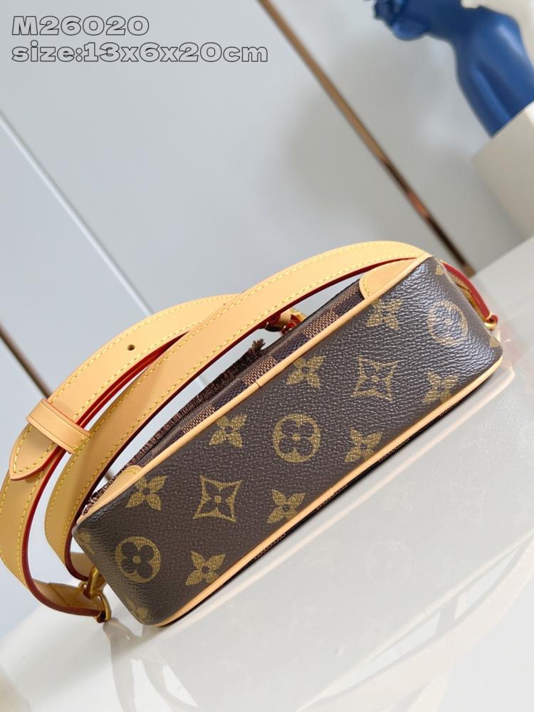 Elegant Crossbody Bag