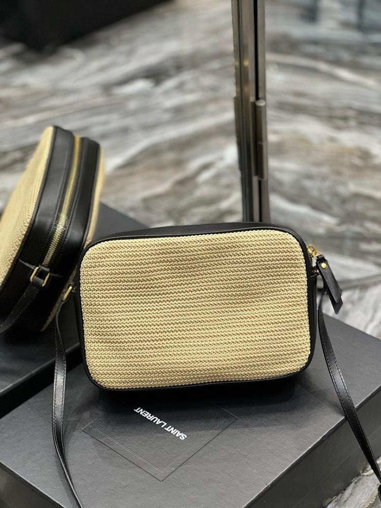 Stylish Refined Black Woven Calfskin Shoulder Bag