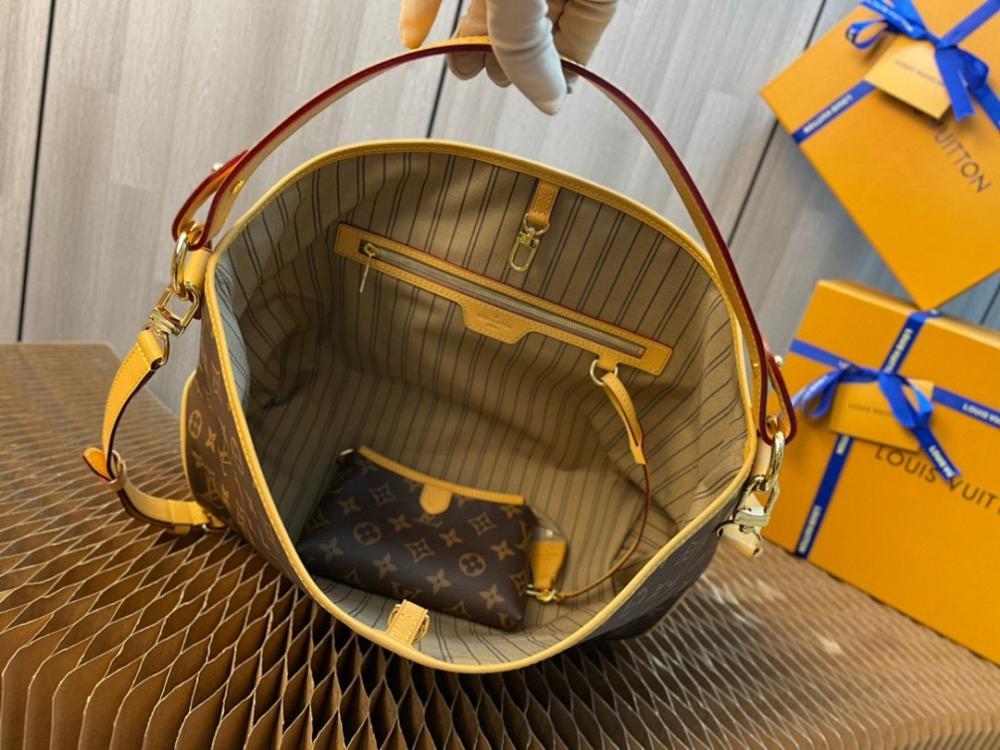 Alma Leather Bag