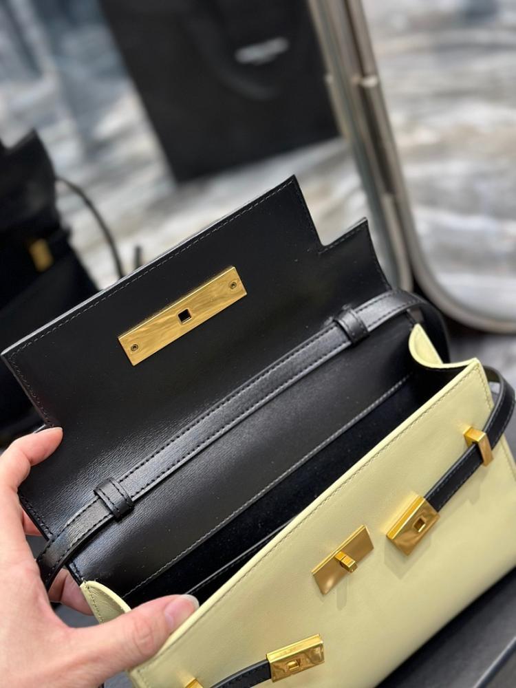 Elegant Leather Shoulder Bag – Limited Edition