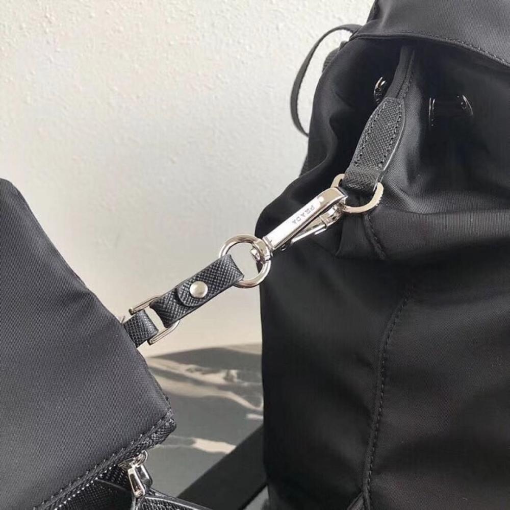 Modern Elegant Saffiano Leather Bag – Special Edition