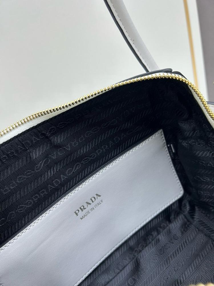 Stylish Crossbody Bag – Limited Edition