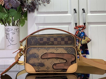 Shoulder Bag