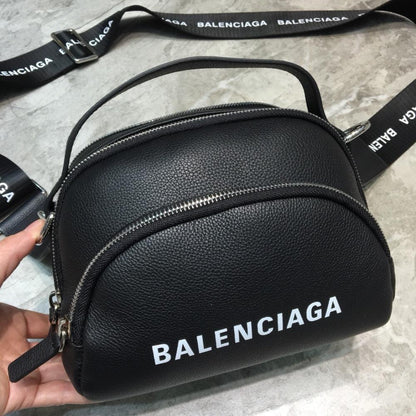 Elegant Shoulder Bag
