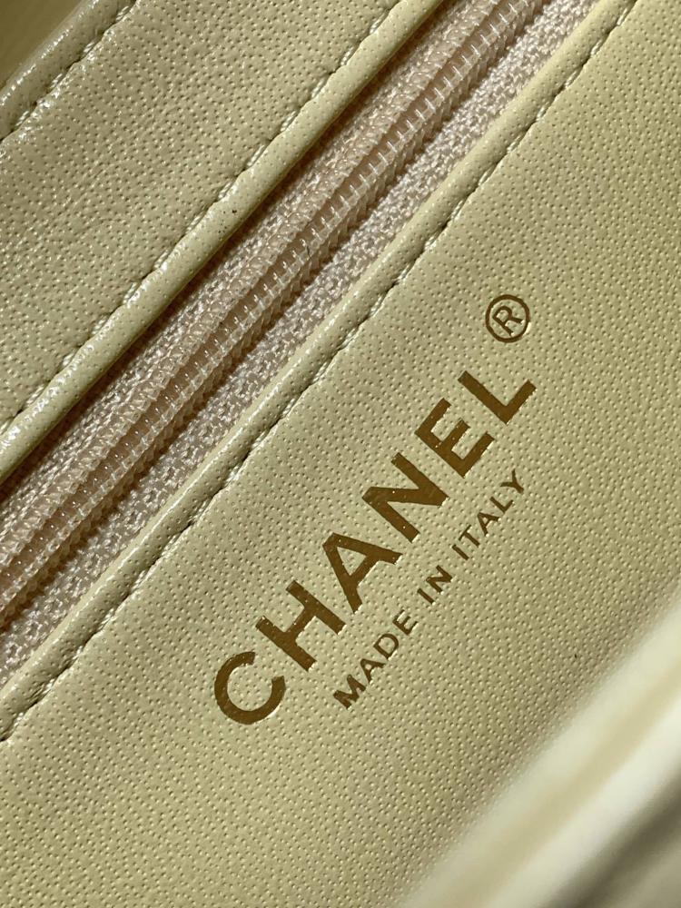 Classic Leather Top Handle Bag