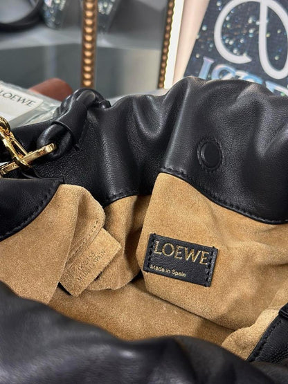 Modern Refined Leather Crossbody Bag