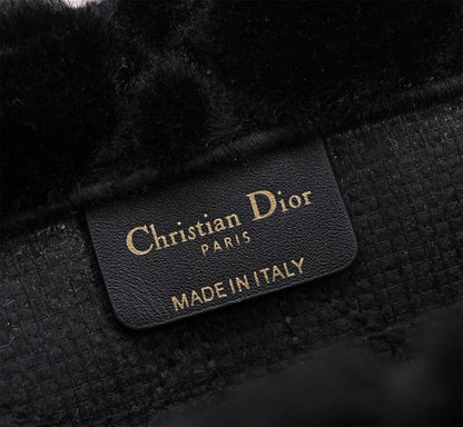 Italian-Inspired Luxury Embroidered Shoulder Bag