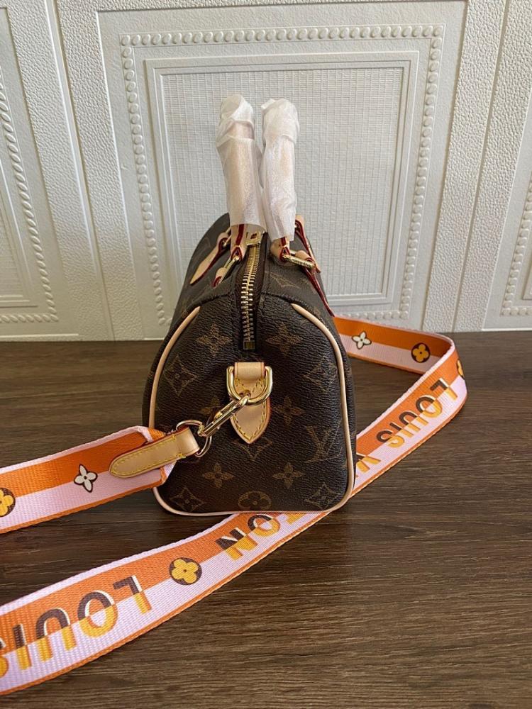 Modern Luxury Shoulder Bag