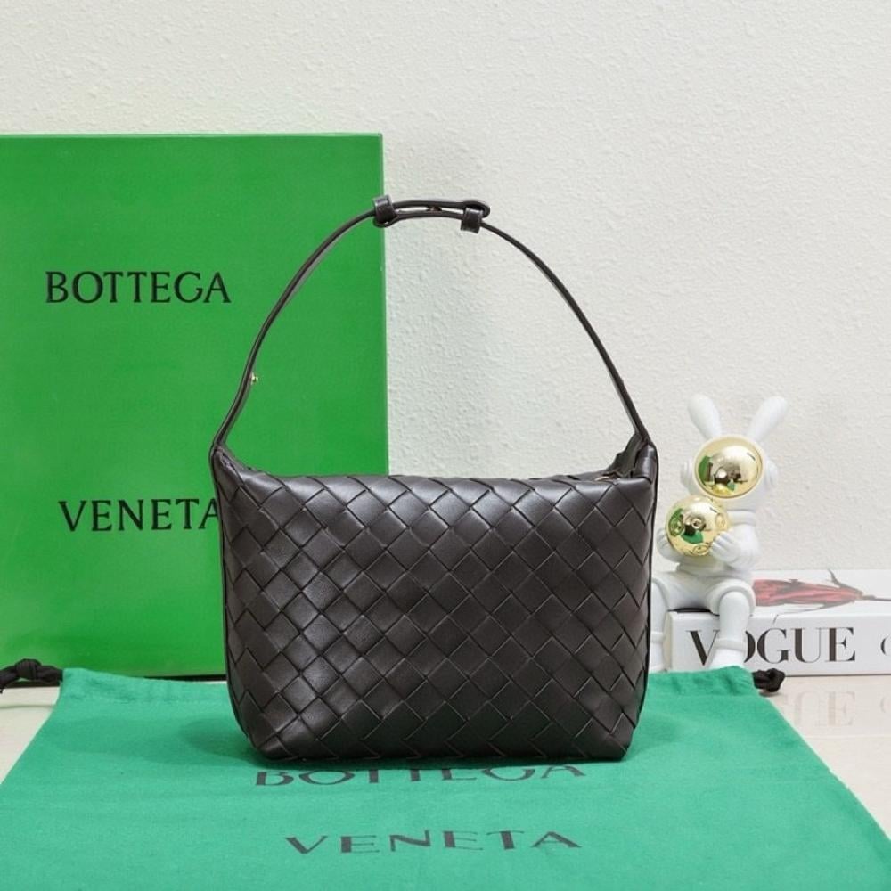 Modern Stylish Gold Woven Lambskin Shoulder Bag
