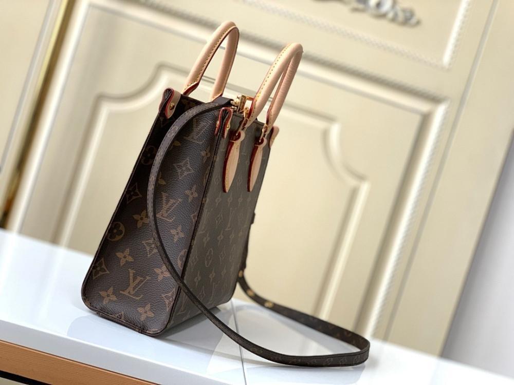 Italian-Inspired Stylish Crossbody Bag