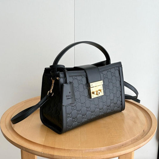 Stylish Crossbody Bag – Limited Edition