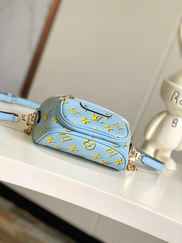 Luxury Leather Shoulder Bag – Limited Edition