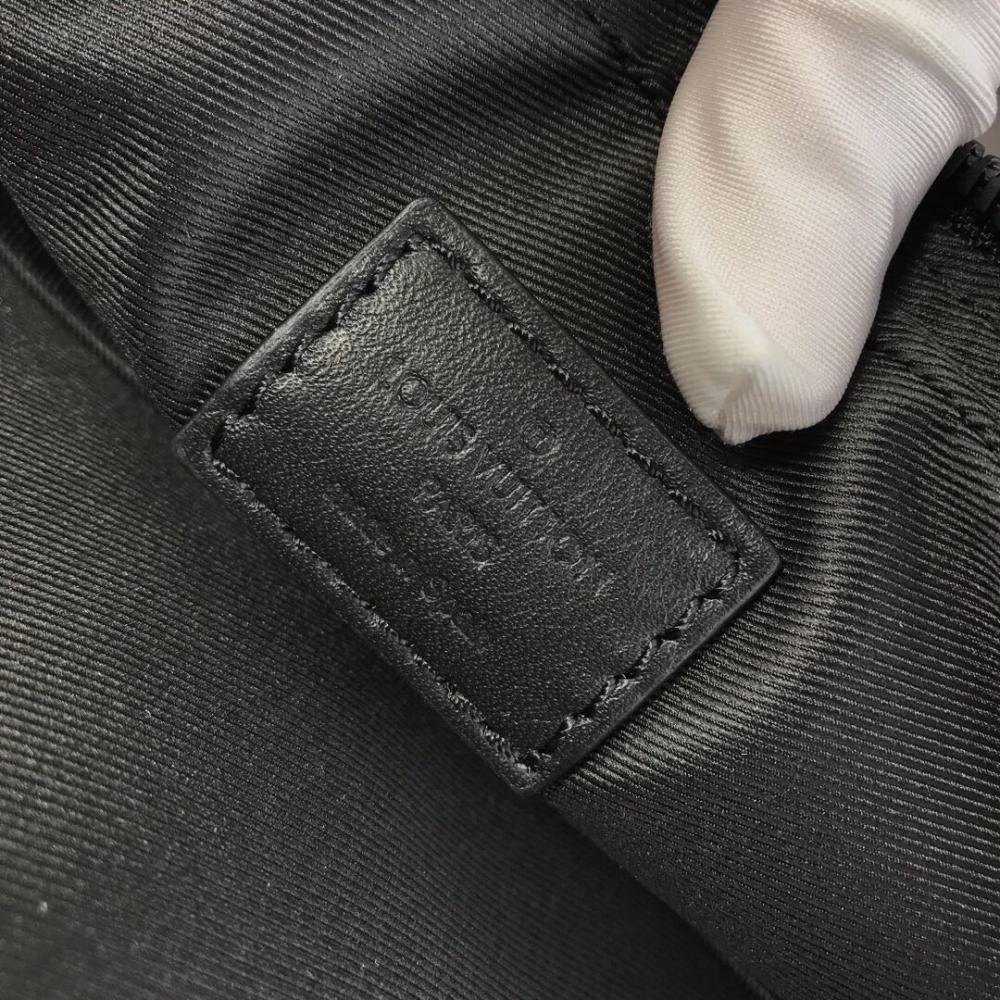 Practical Messenger Bag