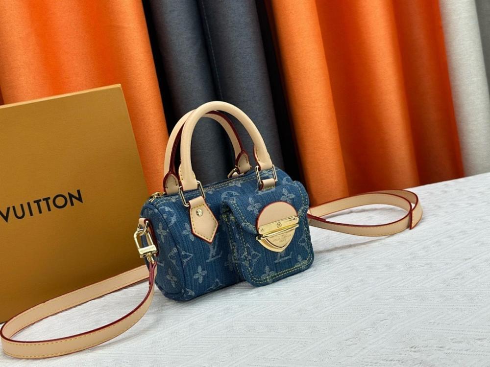 Stylish Refined Leather Shoulder Bag