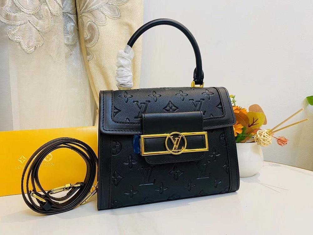 Modern Stylish Leather Shoulder Bag