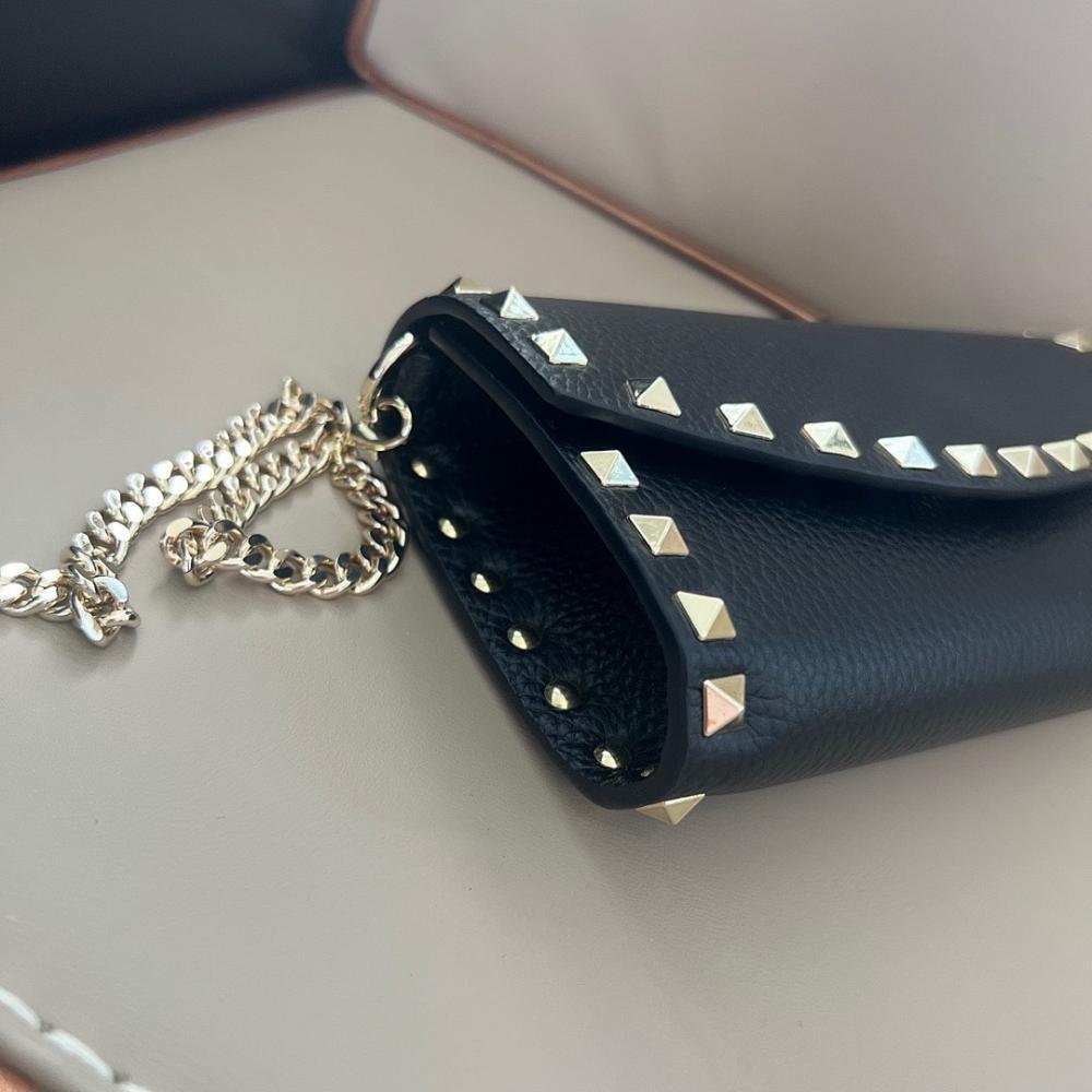 Stylish Leather Crossbody Bag – Limited Edition