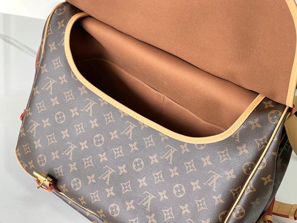 Luxury Elegant Leather Shoulder Bag
