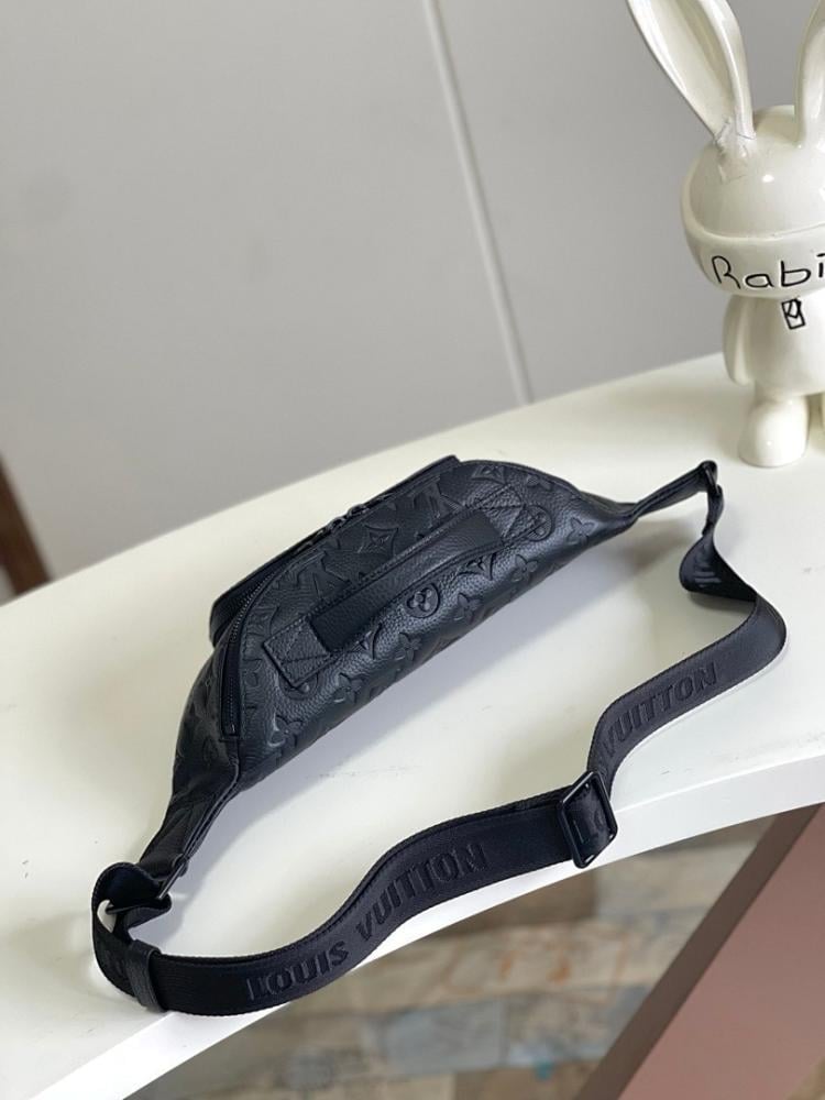 Elegant Leather Shoulder Bag – Special Edition