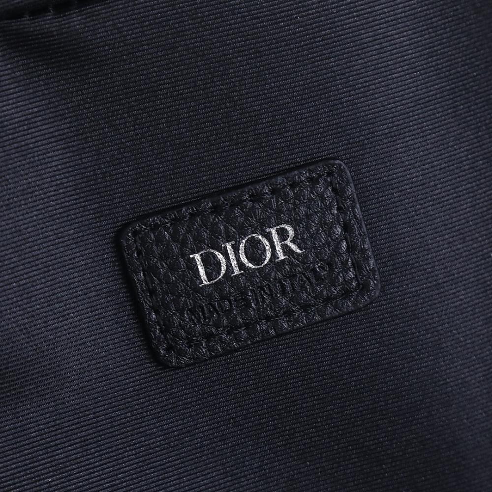 Classic Italian-Inspired Top Handle Bag