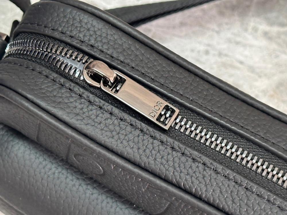 Modern Italian-Inspired Crossbody Bag