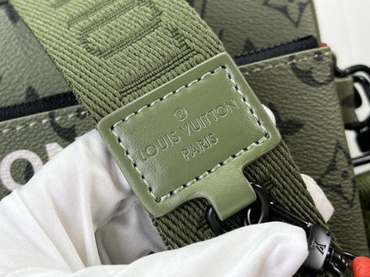Elegant Shoulder Bag