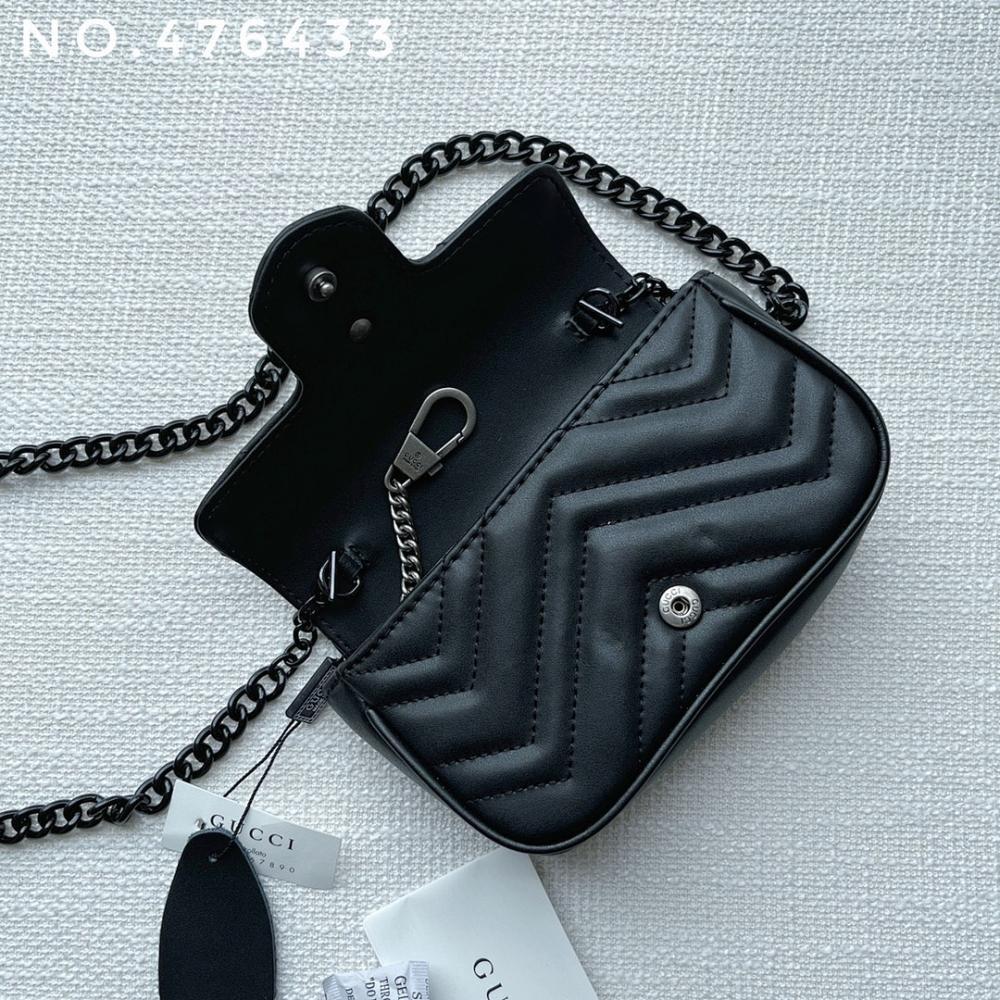 Modern Refined Leather Shoulder Bag